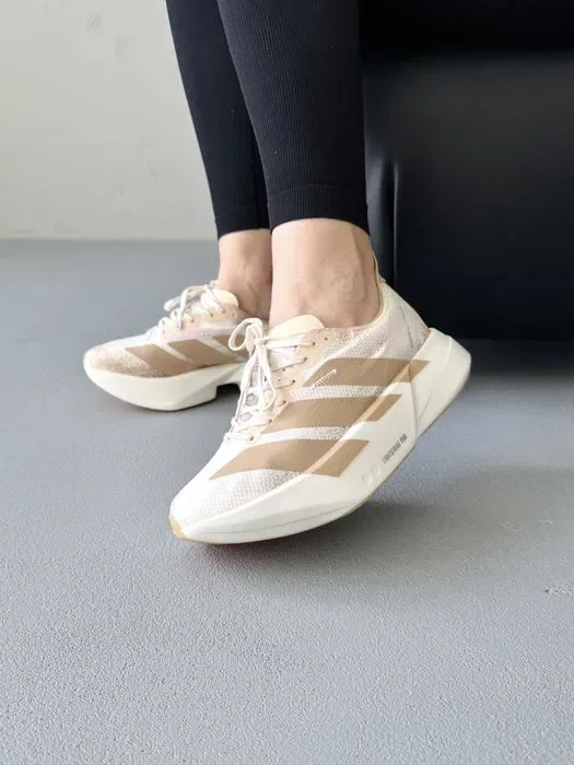 Кросівки Кроссовки Adidas Adizero EVO SL Gold Pink Кросовки повсякденні — фото 2