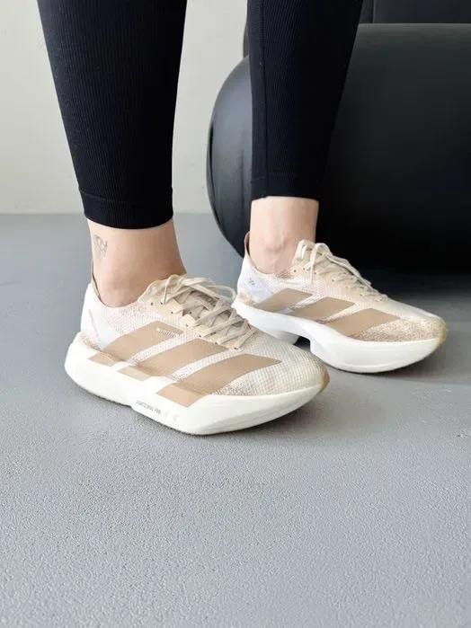 Кросівки Кроссовки Adidas Adizero EVO SL Gold Pink Кросовки повсякденні — фото 3