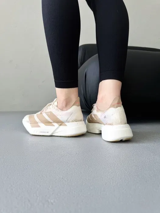 Кросівки Кроссовки Adidas Adizero EVO SL Gold Pink Кросовки повсякденні — фото 4
