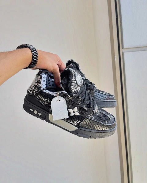 Кросівки Louis Vuitton Skate x Swarovski black луї вітон сваровскі лв