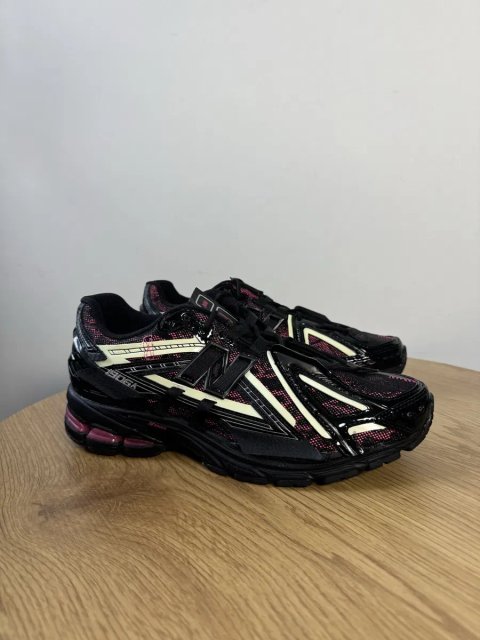 Кросівки New Balance 1906A Black Dragon Berry U1906AD оригінал 40,5 /43/44