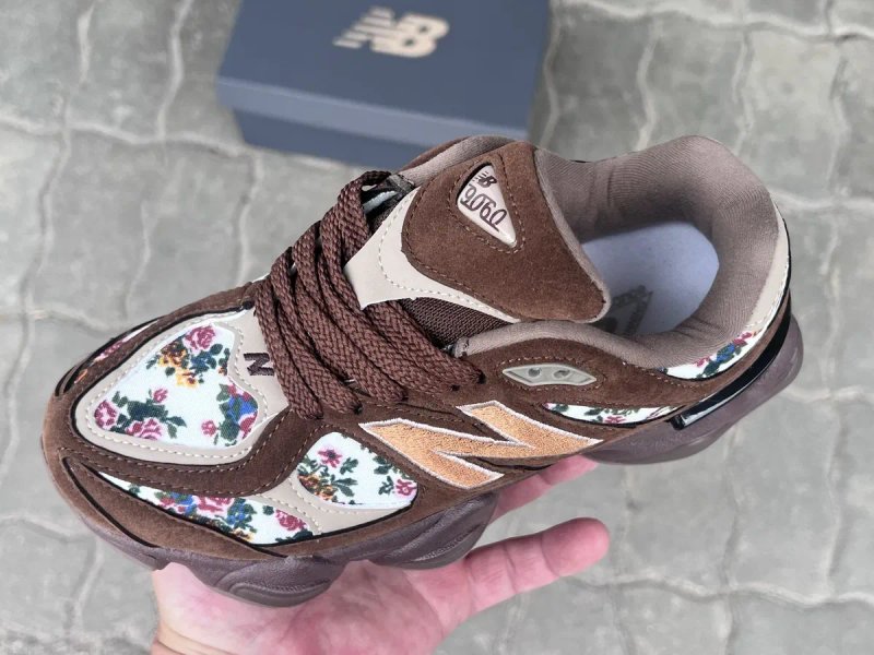 Кросівки New Balance 9060 x Atmos pink Timeless Beauty — фото 2
