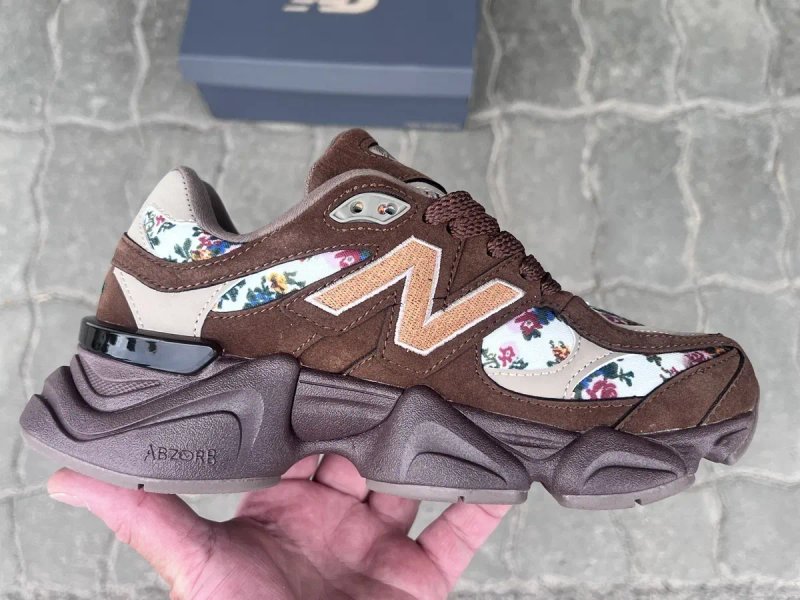 Кросівки New Balance 9060 x Atmos pink Timeless Beauty — фото 4