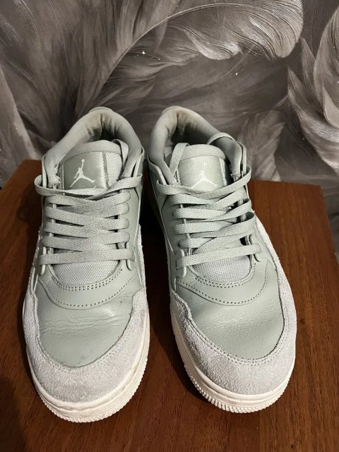 Кросівки Nike 42р