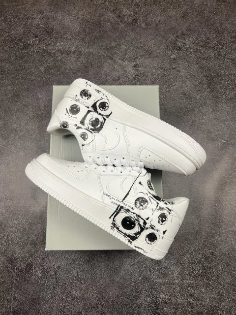 Кросівки Nike Air Force 1 x Supreme x CDG