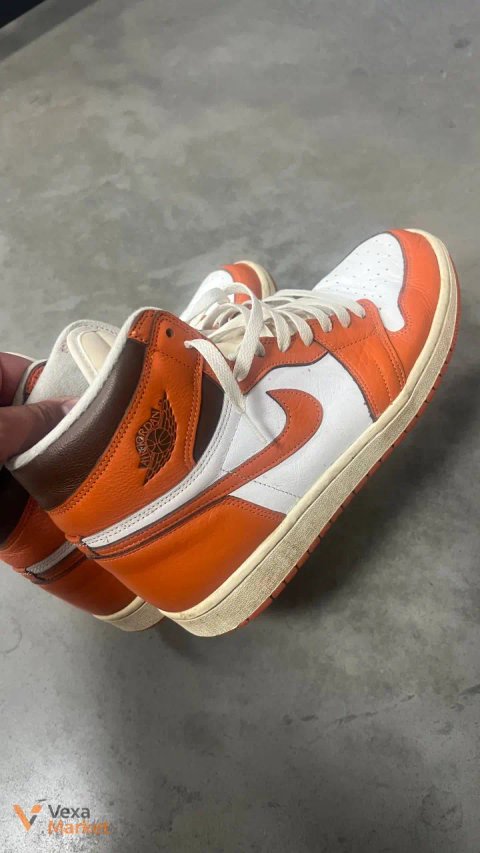Кросівки Nike Air Jordan 1 High OG "Starfish" 44 EUR