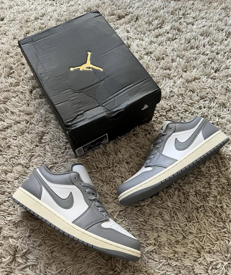 Кросівки Nike Air Jordan 1 Low Vintage Stealth Grey/White 553558-053 — фото 7