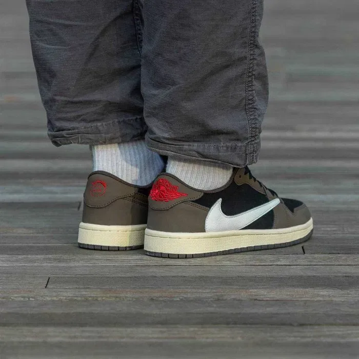 Кросівки Nike Air Jordan 1 low x Travis Scott Classic premium | Кроссовки Найк чоловічі жіночі — фото 4