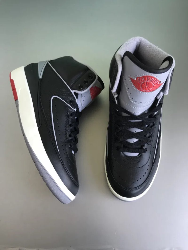 Кросівки Nike Air Jordan 2 Retro 38,5 р оригінал — фото 3