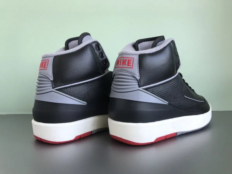 Кросівки Nike Air Jordan 2 Retro 38,5 р оригінал — фото 4