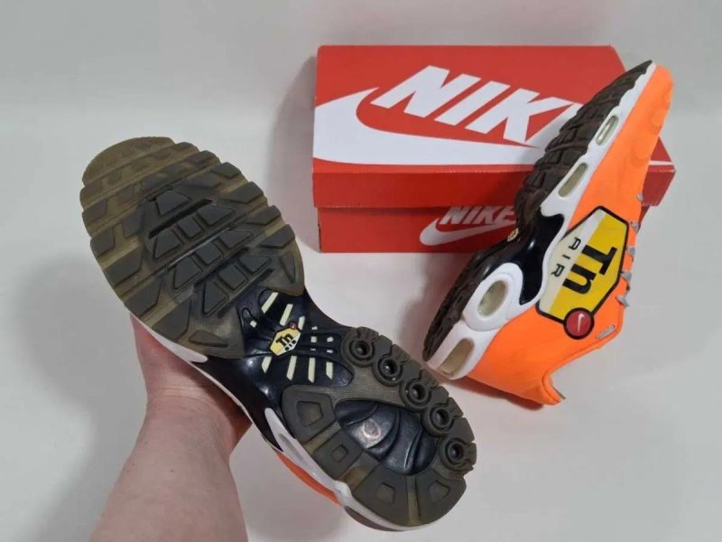 Кросівки Nike Air Max TN Plus NS GPX (р. 46) ОРИГИНАЛ Nike Air Max Big Logo 90 95 97 React кроссовки мужские — фото 6