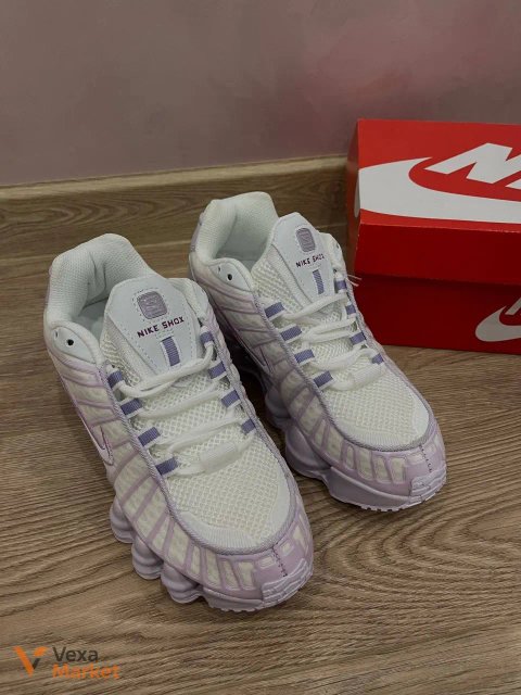 Кросівки Nike Shox жіночі