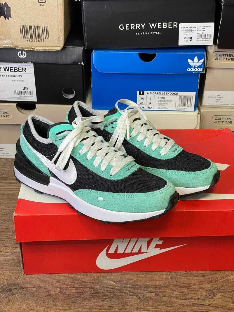 Кросівки Nike Waffle One (GS) (DC0481-008). Оригінал!!! Розмір 35,5. — фото 4