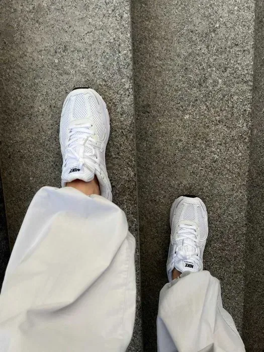 Кросівки Nike Zoom Vomero 5 All White Premium | Кроссовки Найк жіночі чоловічі — фото 3