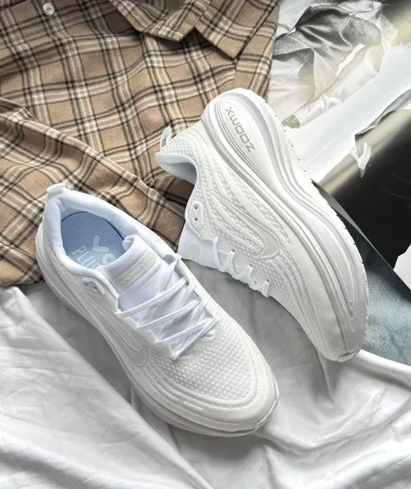 Кросівки Nike ZoomX Vomero Plus White i21 | Кроссовки Найк чоловічі жіночі — фото 5