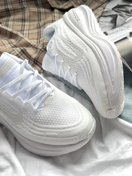 Кросівки Nike ZoomX Vomero Plus White i21 | Кроссовки Найк чоловічі жіночі — фото 8