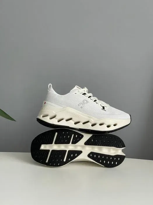 Кросівки ON Cloudsurfer Runner Max premium | Кроссовки жіночі чоловічі — фото 8