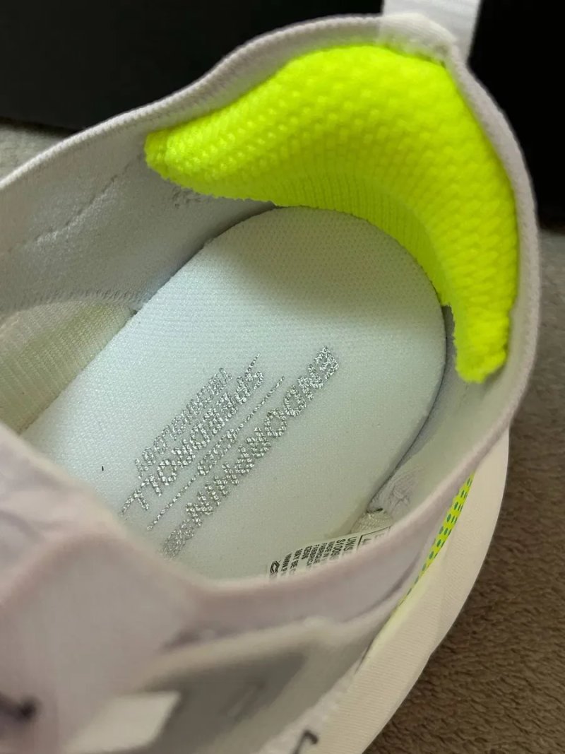 Кросівки Saucony Endorphin Elite 3 — фото 6