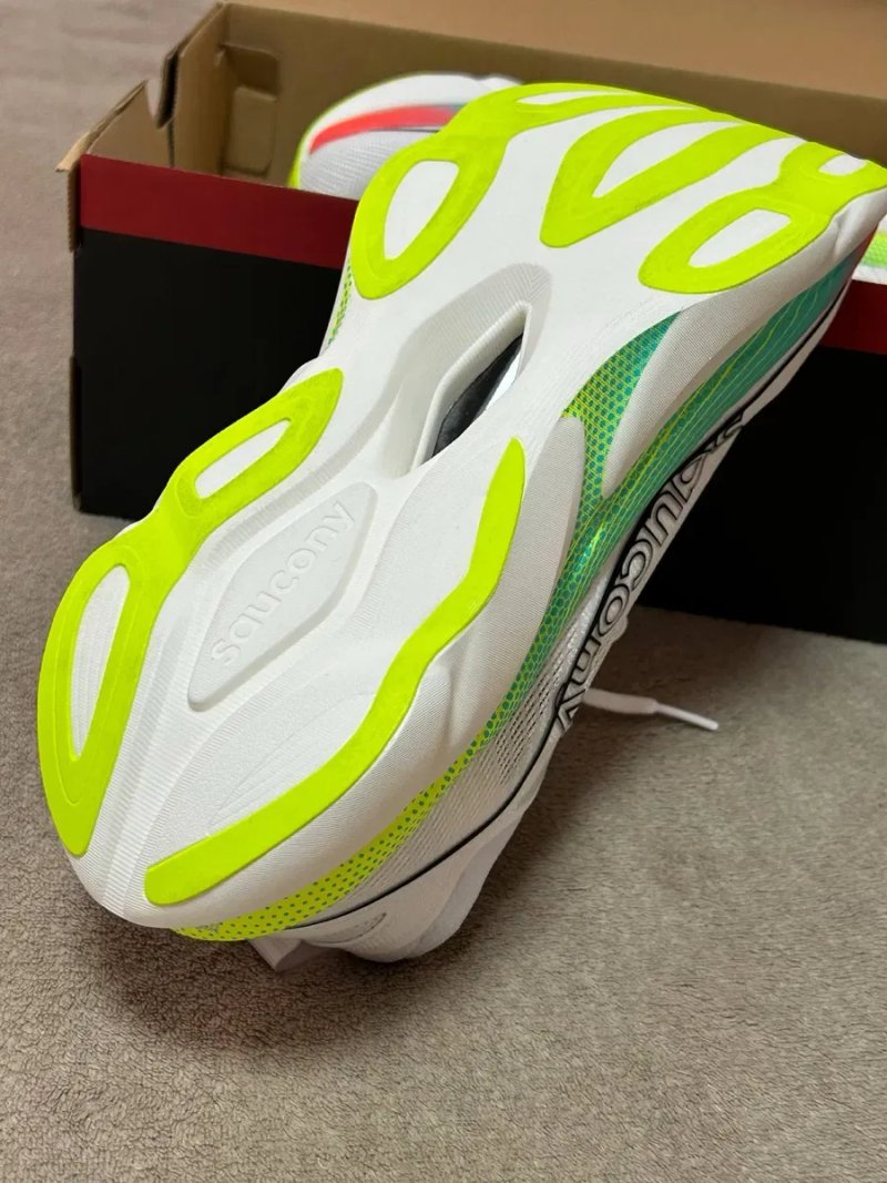 Кросівки Saucony Endorphin Elite 3 — фото 7