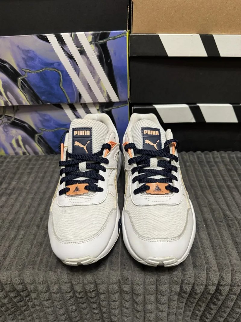 Кросівки унісекс Puma R698 Reverse Classics 42(27см) оригінал — фото 2