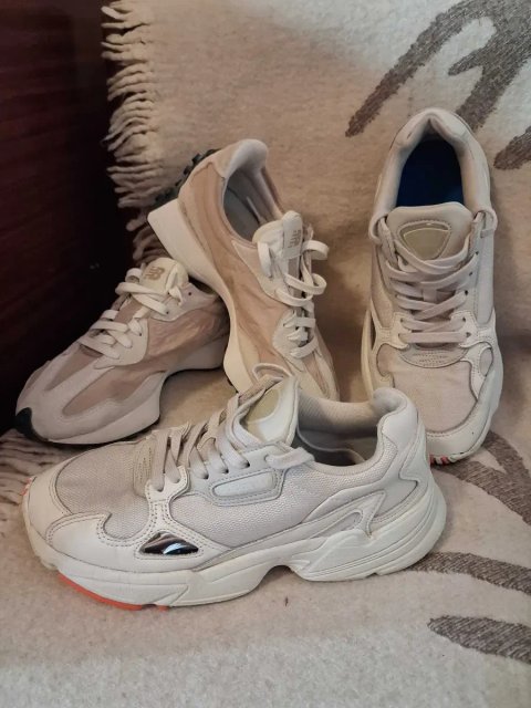 Кросівки жін.NB р.24,Adidas р.24.5