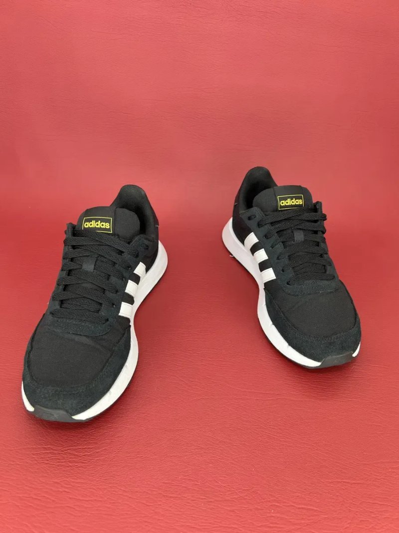Кросівки Жіночі 37,5р. Adidas Run 60s 2.0 — фото 2
