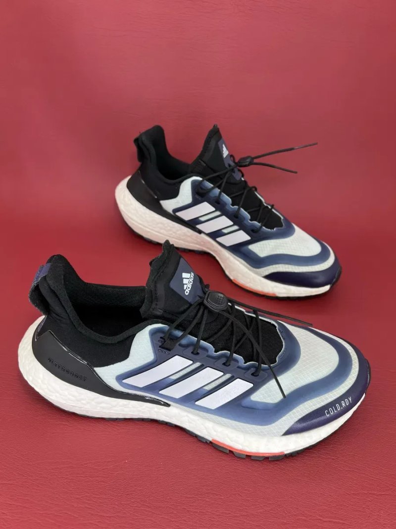 Кросівки Жіночі 40.5р. Adidas Ultraboost 22 COLD.RDY 2.0 — фото 3