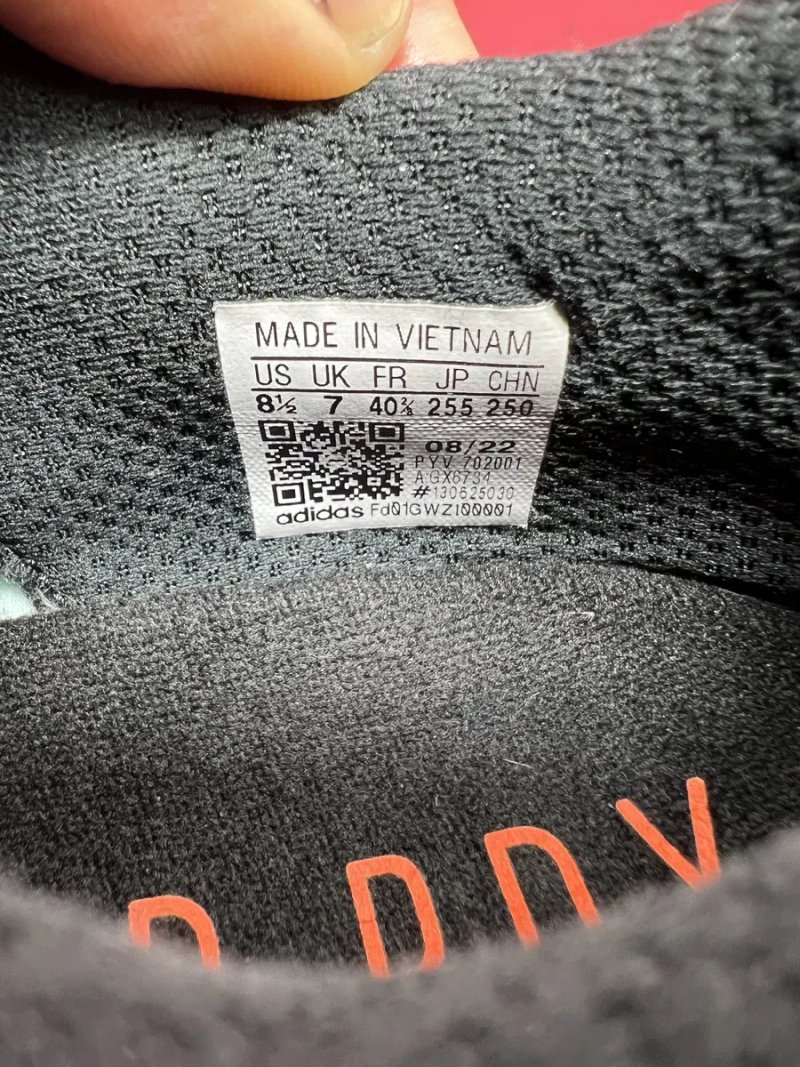 Кросівки Жіночі 40.5р. Adidas Ultraboost 22 COLD.RDY 2.0 — фото 4
