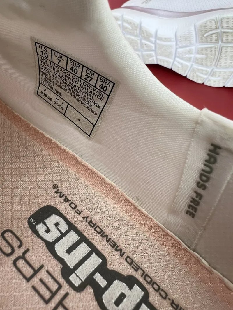 Кросівки. Жіночі  40р. Skechers Hands Free Slip-ins.  Summits - Diamond Dream — фото 5