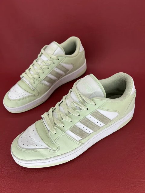 Кросівки   Жіночі 42р. Adidas Break Start Low W