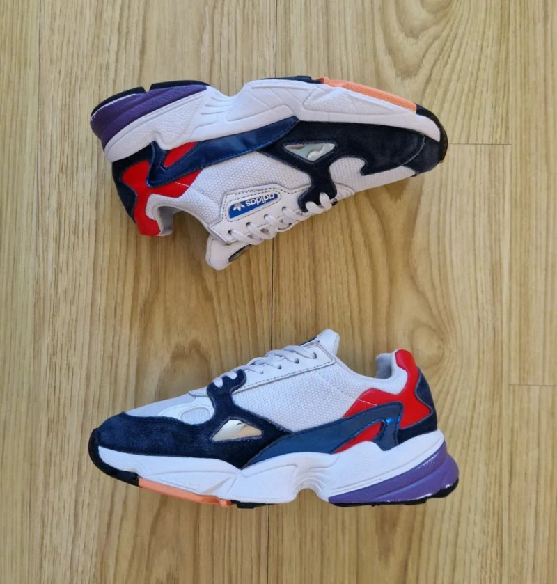 Кросівки жіночі Adidas Falcon 37 розмір (стелька 23см) Original — фото 4