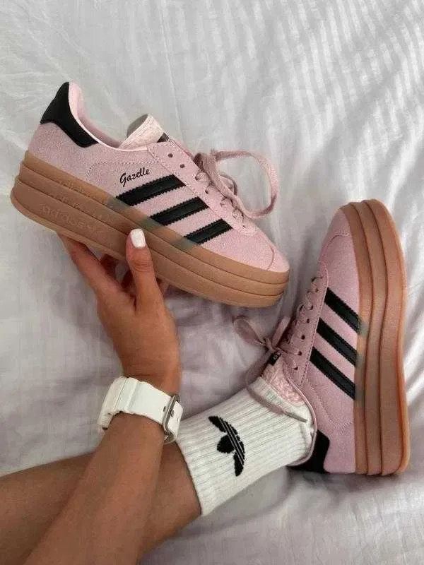 Кросівки жіночі Adidas gazelle bold platform Кеди весна Адідас — фото 2