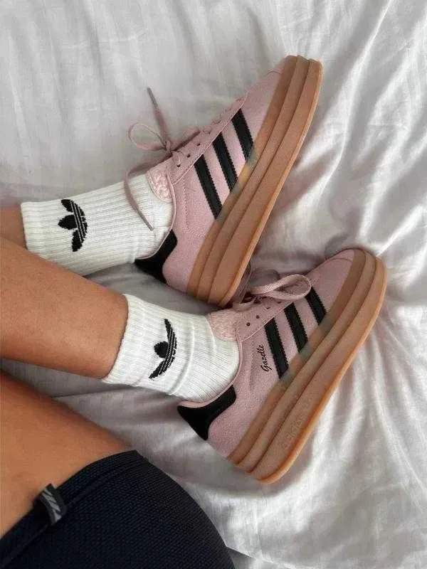 Кросівки жіночі Adidas gazelle bold platform Кеди весна Адідас — фото 3