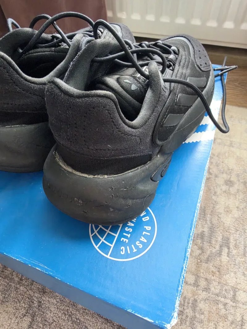 Кросівки жіночі Adidas Ozelia — фото 4