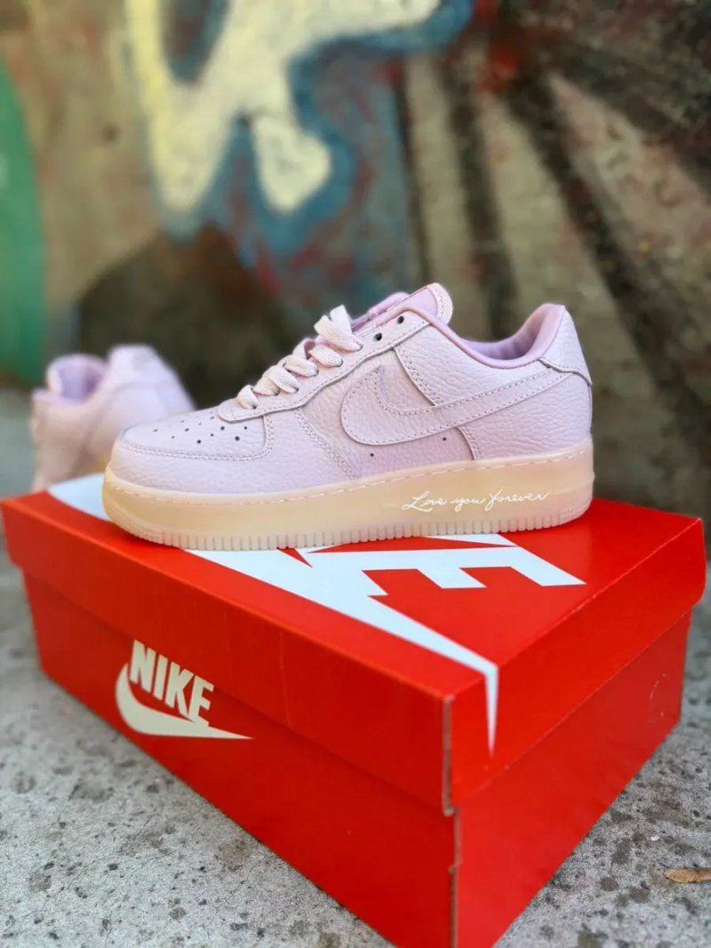 Кросівки жіночі Nike Air Force 1 Plant Flea White Drake Nocta Pink — фото 2