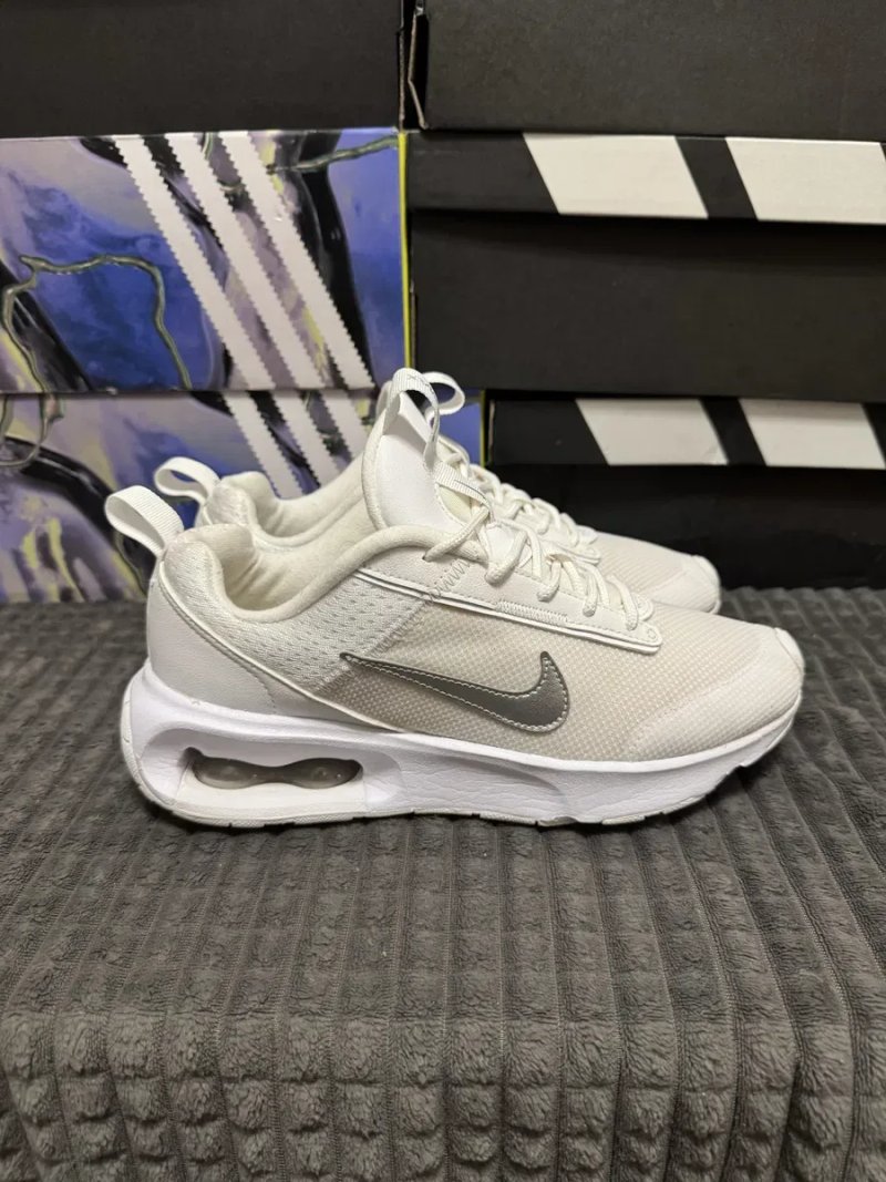 Кросівки жіночі Nike Air Max Intrlk 37,5(24,5см) оригінал — фото 3