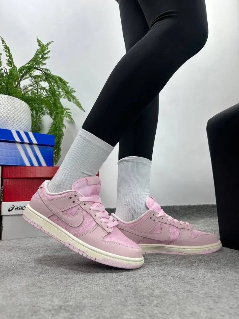 Кросівки жіночі Nike Dunk Low Lace Pack Regal Pink / Nike Dunk Low Lace Pack Regal Pink — фото 5