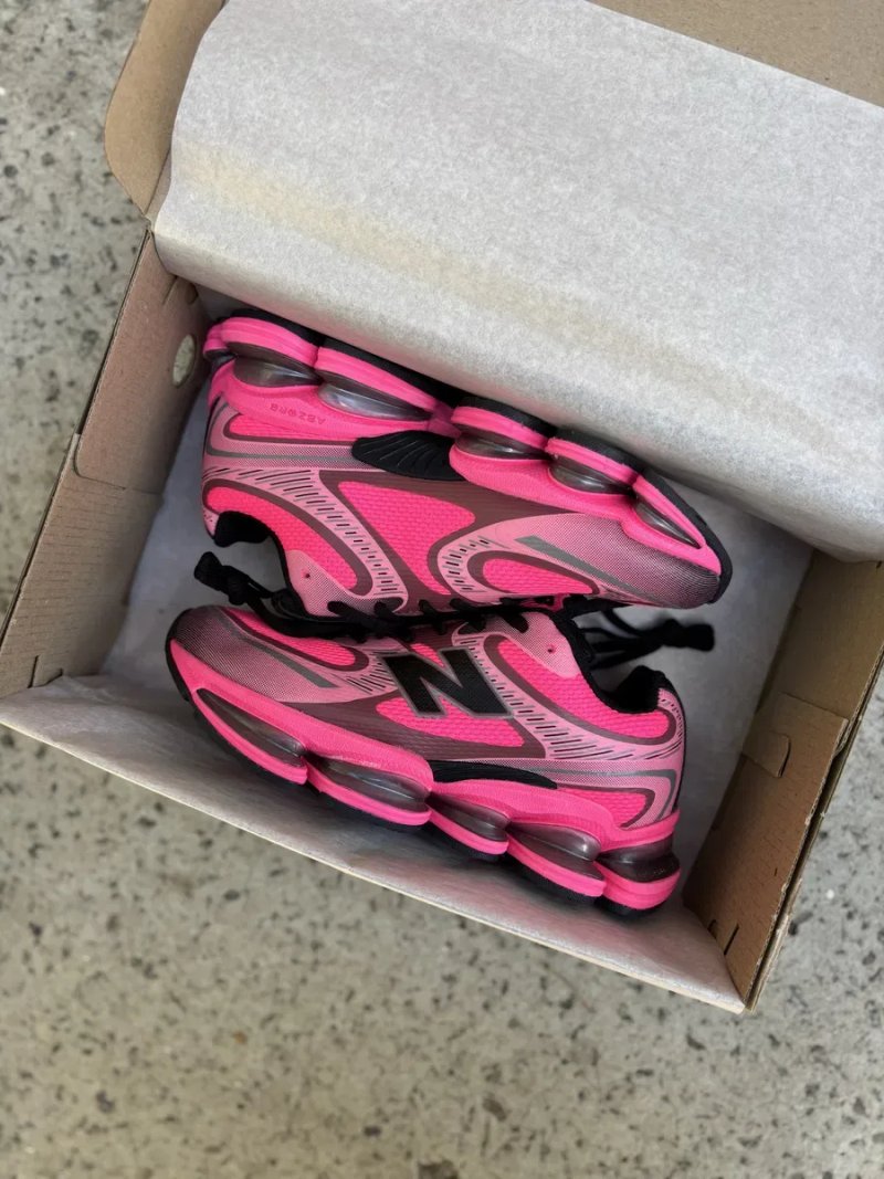 Кросівки жіночі рожеві New Balance Abzorb 2000 Pink Black — фото 2