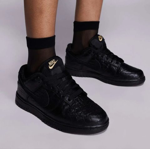Кросівкі жіночі. Шкіряні. NIKE DUNK LOW. Оригінал