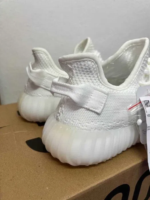 Кроссовки Adidas yeezy 350 white / Адидас изи 350 белые изики 37 38 39 — фото 6