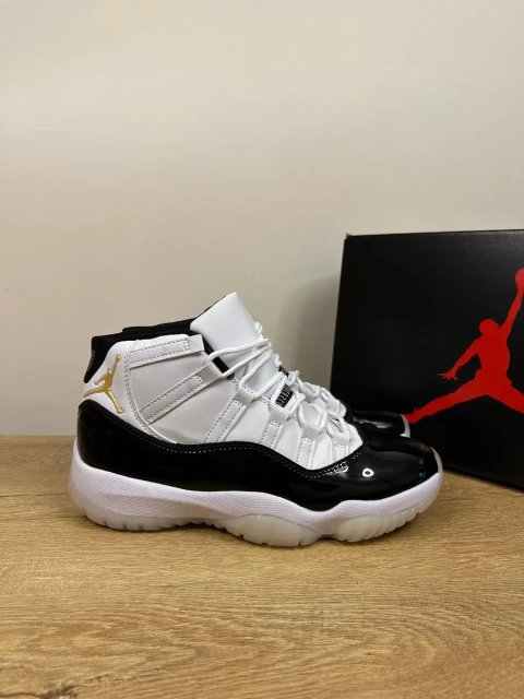 Кроссовки мужские Nike Air Jordan 11 белые джордан кросівки чоловічі