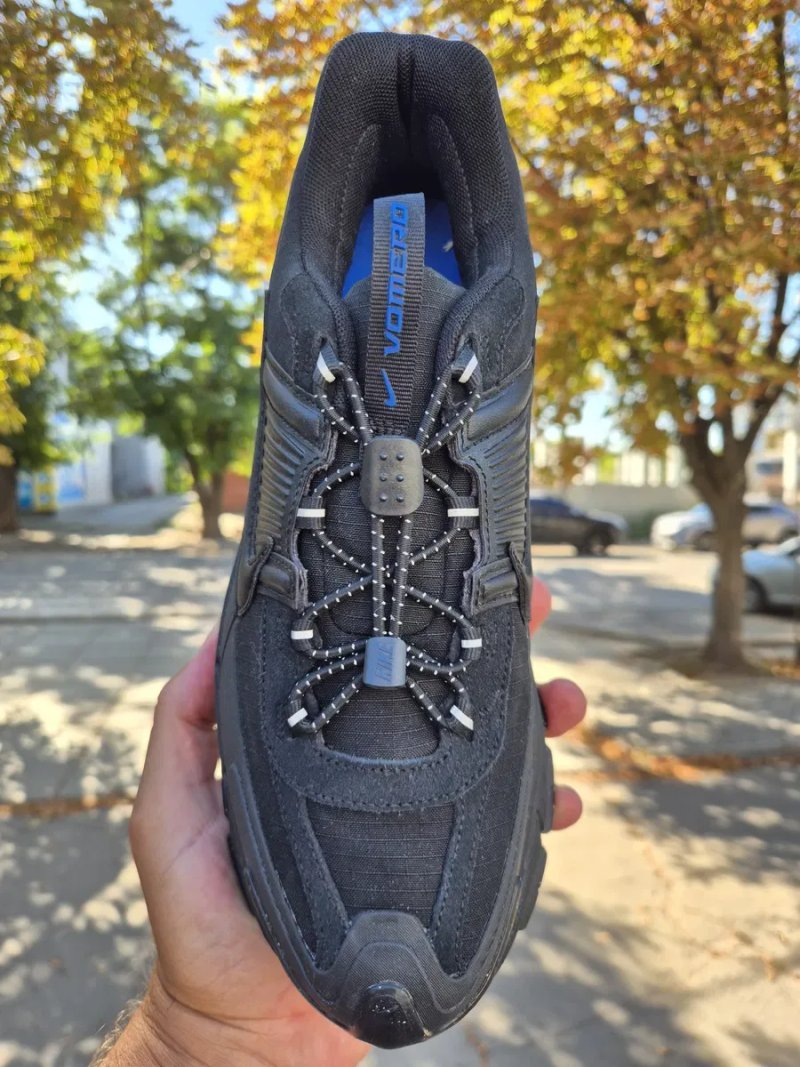 Кроссовки мужские Nike Zoom Vomero Roam Black FV2295-002 original — фото 3