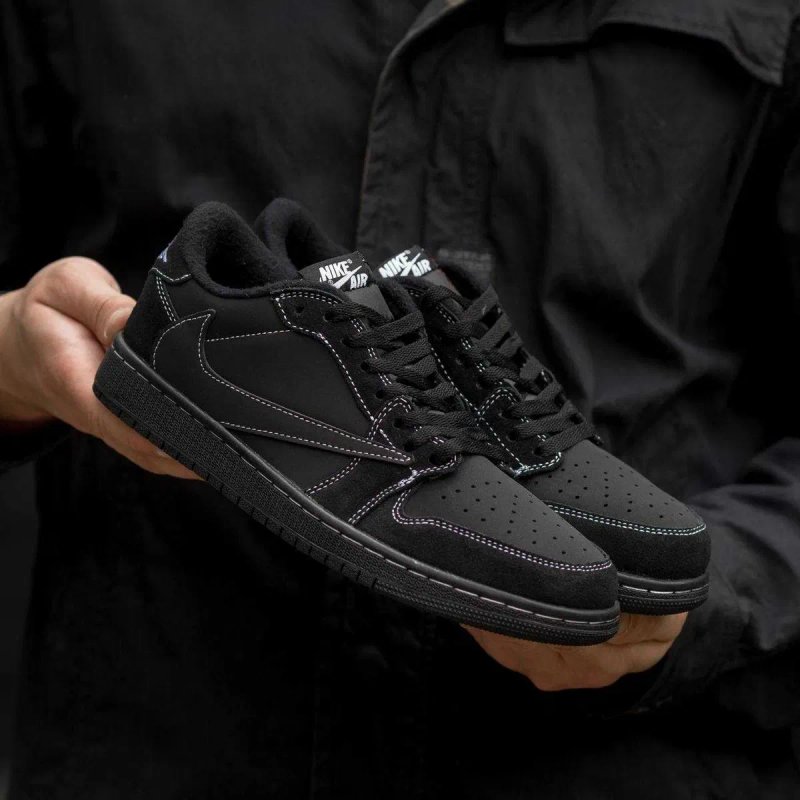 Кроссовки Nike Air Jordan Retro 1 Low x Travis Scott OG Black Phantom — фото 2