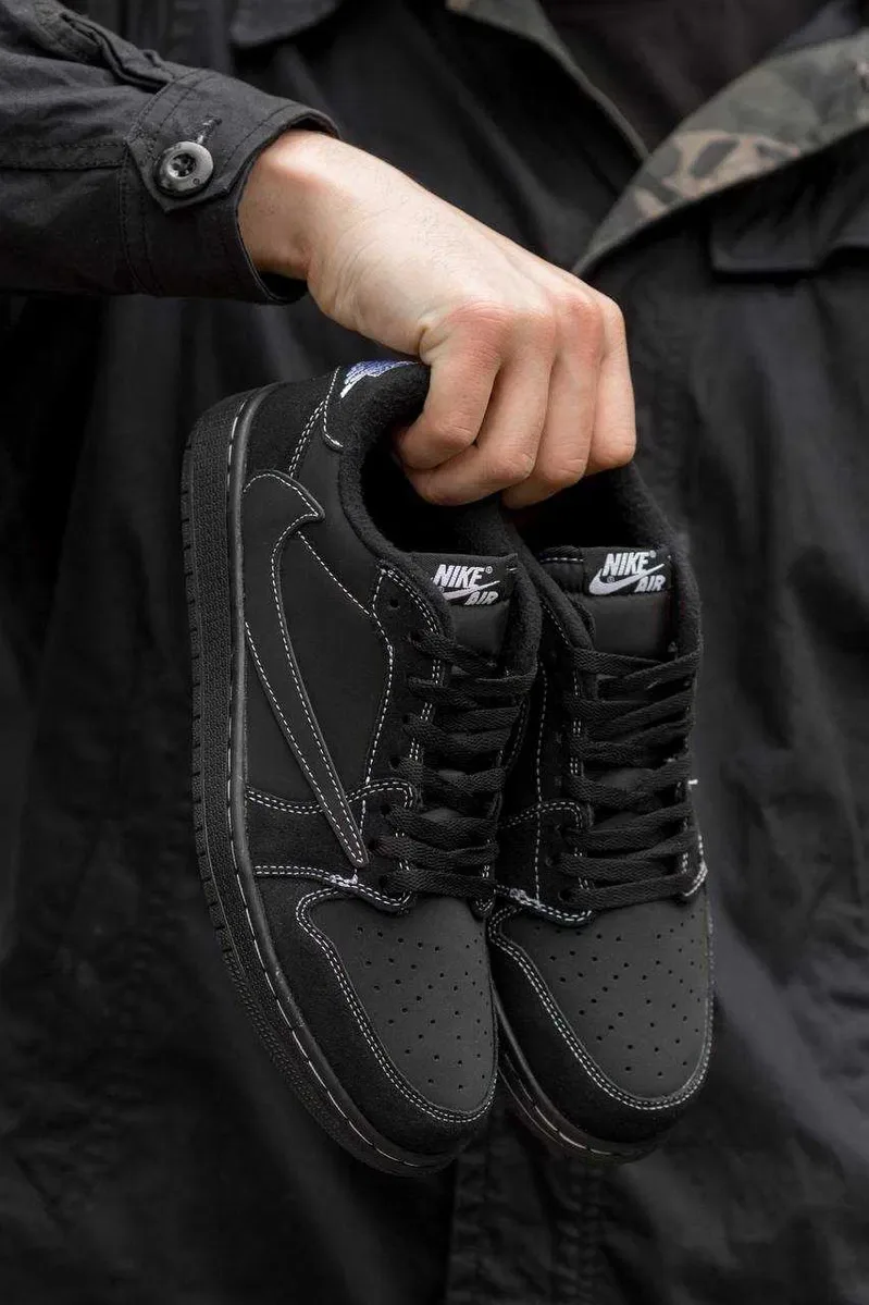 Кроссовки Nike Air Jordan Retro 1 Low x Travis Scott OG Black Phantom — фото 6