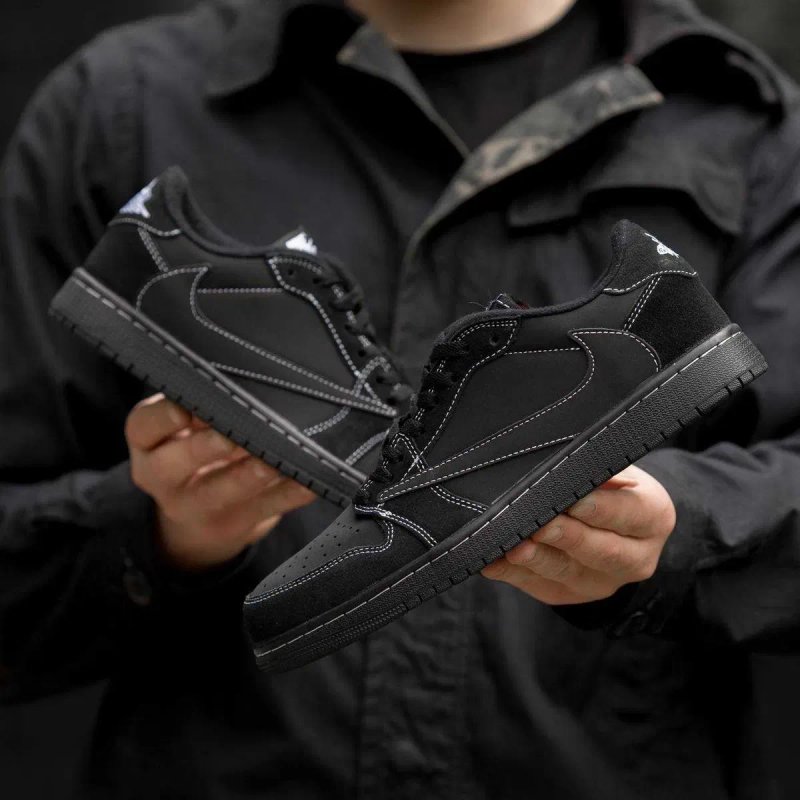 Кроссовки Nike Air Jordan Retro 1 Low x Travis Scott OG Black Phantom — фото 7