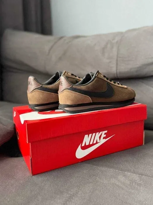 Кроссовки Nike Cortez Classic Brown/black  Оригинал женские новые — фото 6