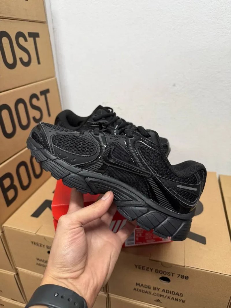 Кроссовки Nike V5 RNR black/Найк вомеро 5 черные 38 39 40 41 42 43 — фото 4