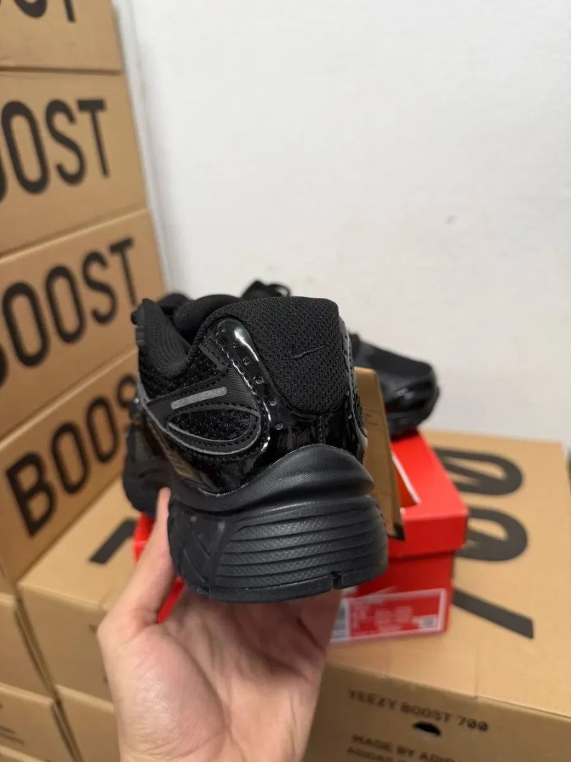 Кроссовки Nike V5 RNR black/Найк вомеро 5 черные 38 39 40 41 42 43 — фото 6
