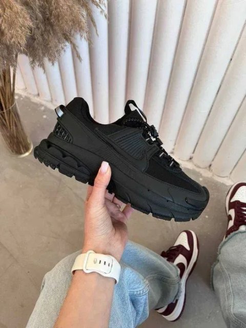 Кроссовки Nike Zoom Vomero Roam Summit Black  Оригинал женские новые