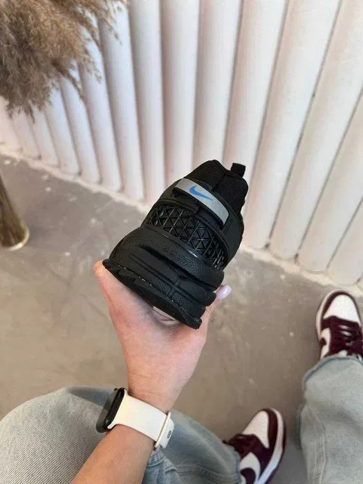 Кроссовки Nike Zoom Vomero Roam Summit Black  Оригинал женские новые — фото 4